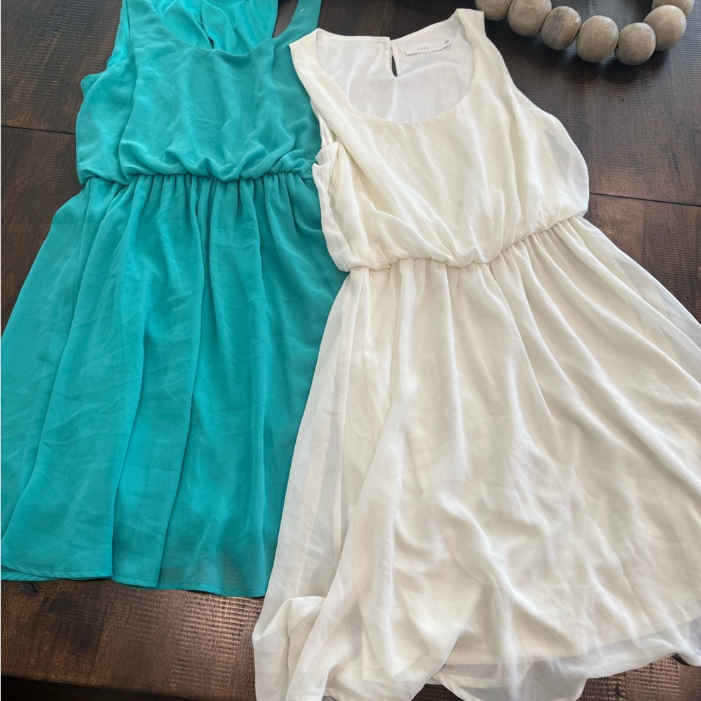 2 Lush Women’s Dresses in Cream and Kelly green~size small~you get both